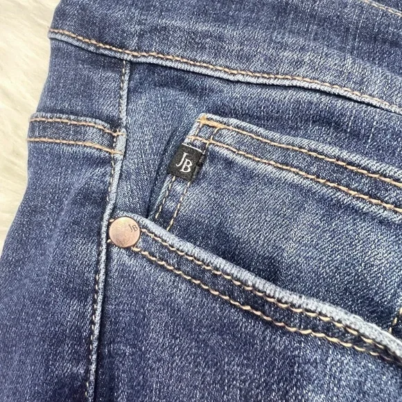 👖|•JUDY BLUE•| Skinny Fit Distressed Stretch Jean Size 20W👖 - Picture 4 of 5